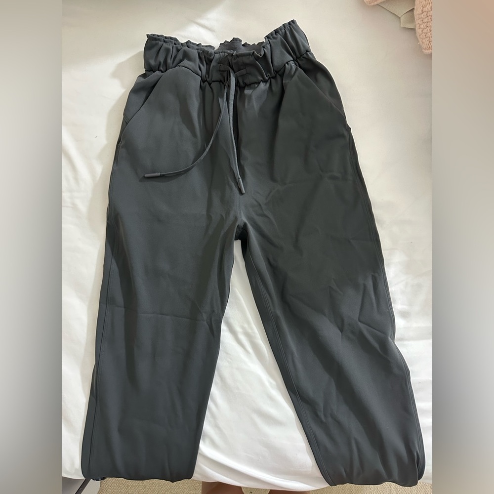 lululemon grey jogger